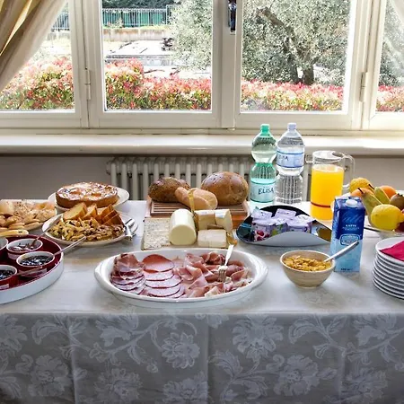 Vittoria House Bed & Breakfast *