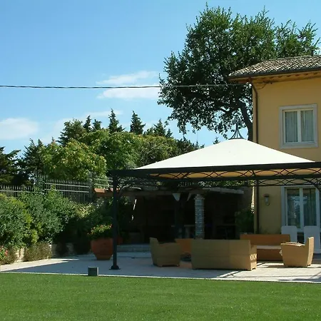 Vittoria House לינה וארוחת בוקר *