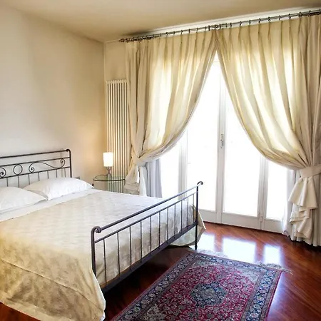 Vittoria House לינה וארוחת בוקר *